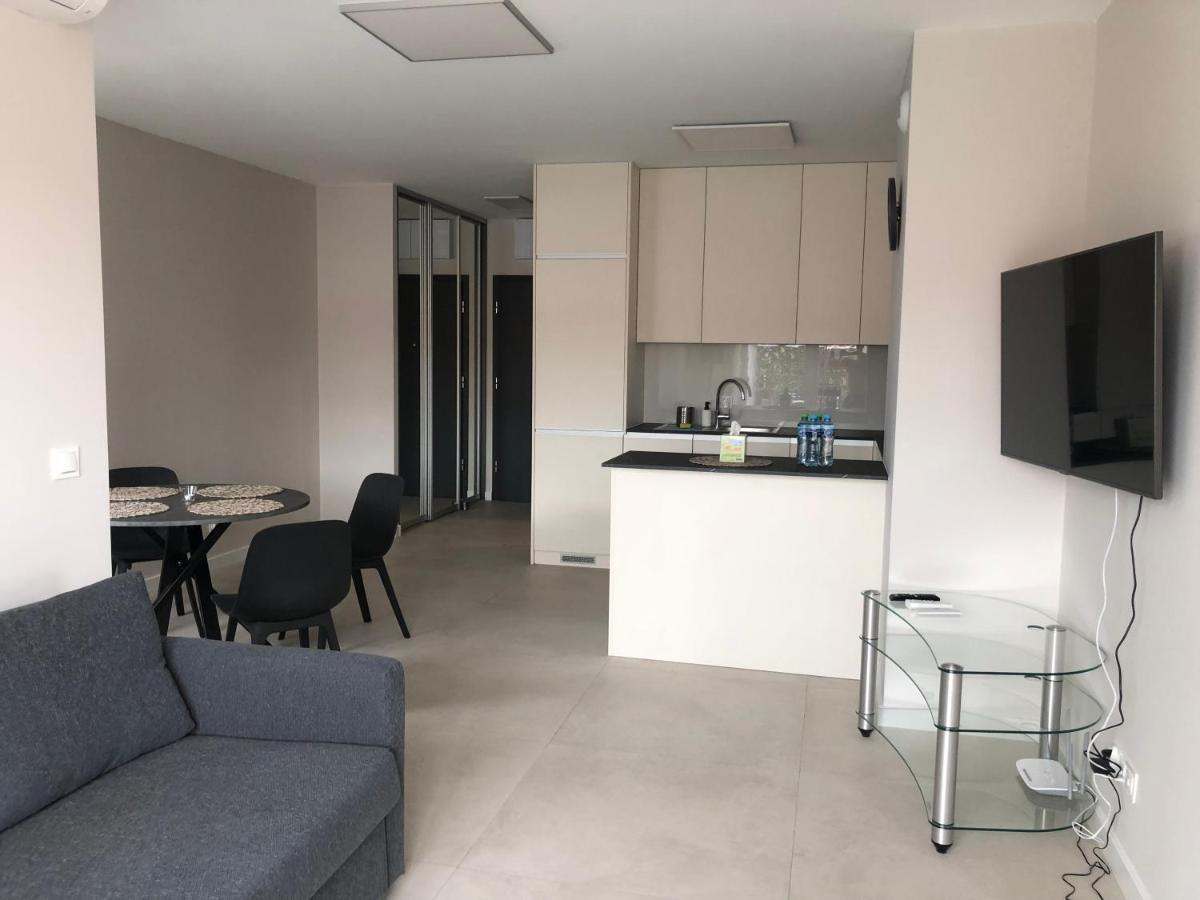 Apartament De Lux Apart 45 Grabiszynska Wroclaw Exterior photo